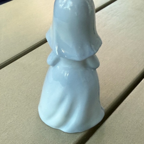 INARCO JAPAN Praying/Singing Nun Porcelain Figurine Blue Girl - Picture 4 of 7